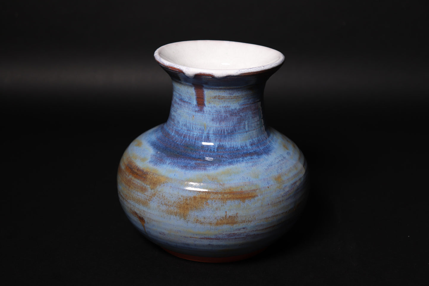 Sapphire Gold Vase