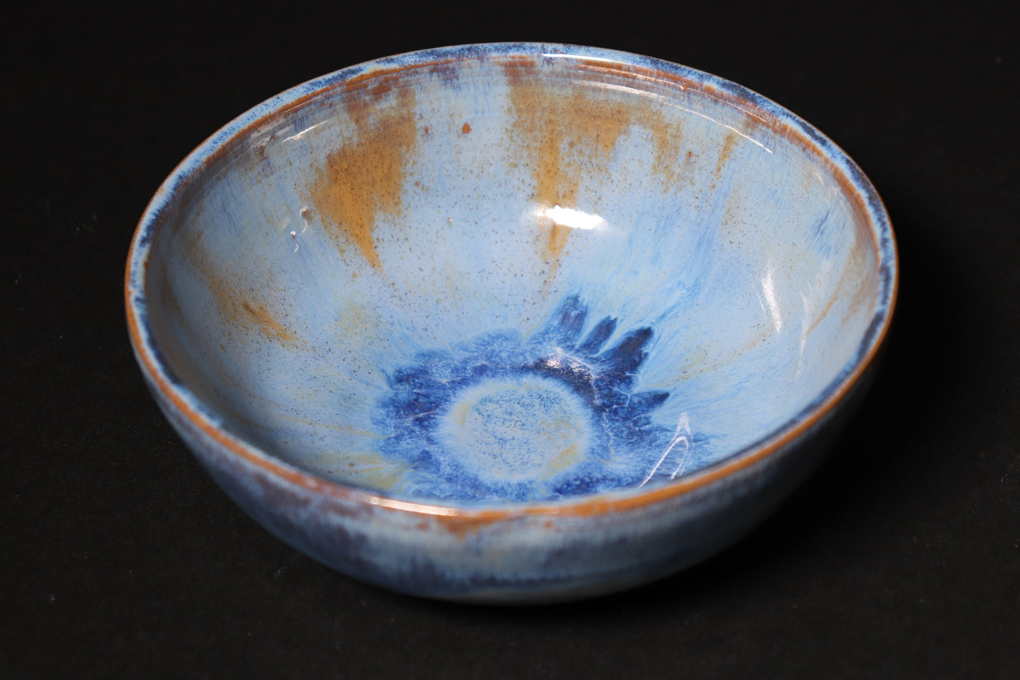 Sapphire Gold Bowls