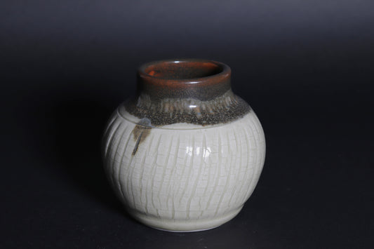 Stretch Marks Vase