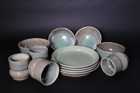 Serpentine Dinnerware Set of 12